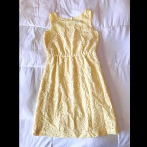 🌸✨MUST GO by 8/19 Soft Yellow Lace Sundress